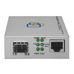 Медиаконвертер 10/100/1000-Base-T c PoE / 100/1000Base-FX с SFP-портом